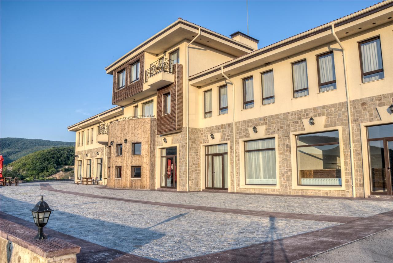 Hotel Chateau Des Bergers Targovishte (Targovishte) Exterior photo