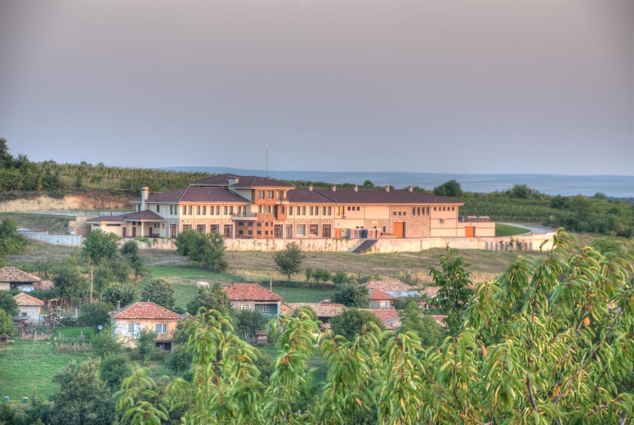 Hotel Chateau Des Bergers Targovishte (Targovishte) Exterior photo